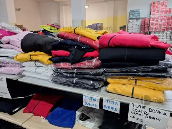 5#8933 Abbigliamento sportivo