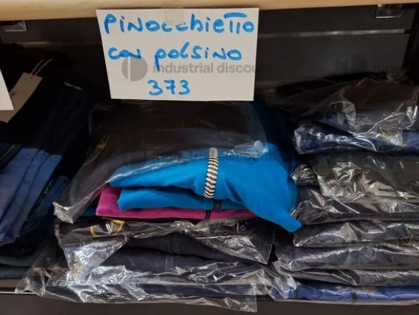 5#8933 Abbigliamento sportivo