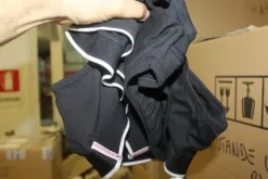 10#6374 Abbigliamento uomo e donna
