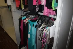10#6374 Abbigliamento uomo e donna
