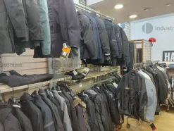 2#8890 Accessori e vestiario per biker