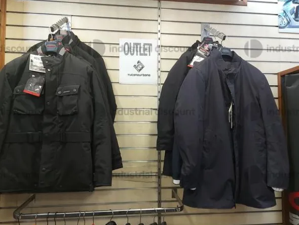 2#8890 Accessori e vestiario per biker