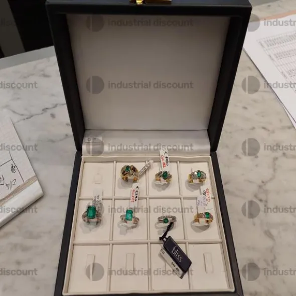 5#9152 Accessori in oro e diamanti rubini smeraldi zaffiri e perle