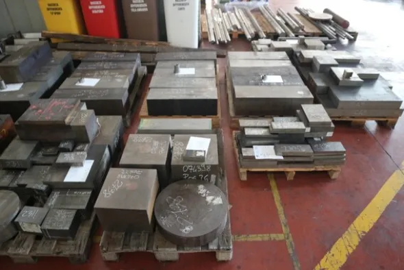 49#5528 Acciaio e ferro per lavorazione