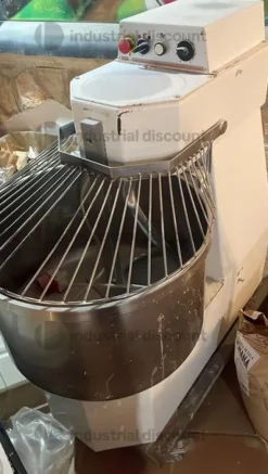 1#9316 Affettatrice ABM impastatrice RESTO ITALIA espositore refrigerato ISA SPAe bruciatore AVANZINI