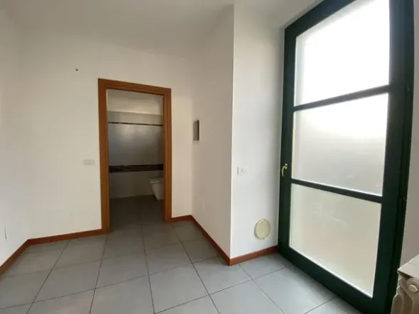 #26020 Affitto locale commerciale