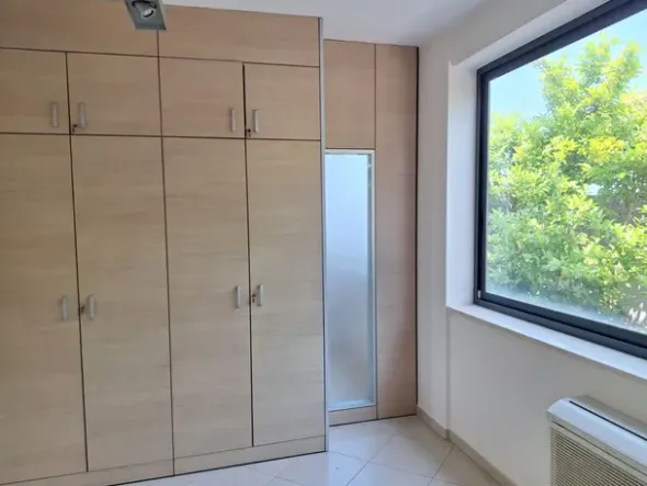 #2536307 AFFITTO - Palazzina uffici indipendente ristrutturata con parcheggio