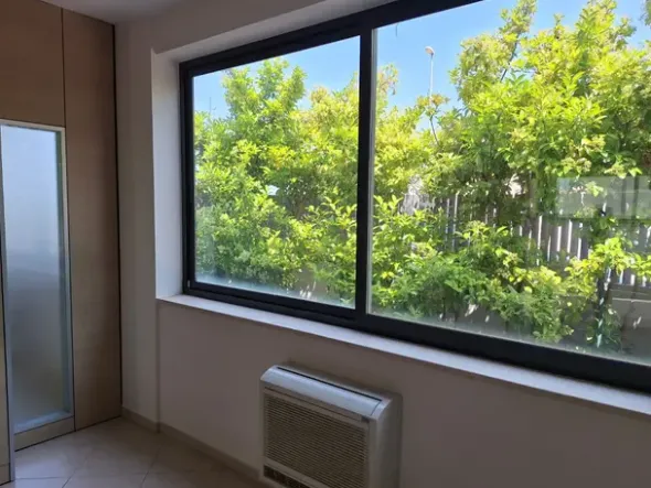 #2536307 AFFITTO - Palazzina uffici indipendente ristrutturata con parcheggio