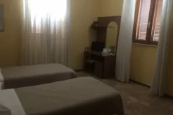 #15610 Albergo
