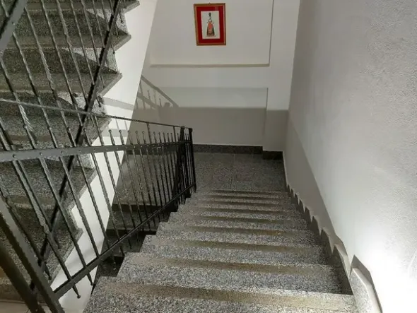 #12269 Albergo con piscina e pertinenze