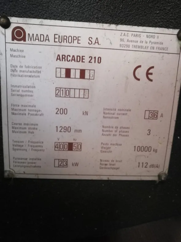 Amada ARCADE 210