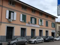 #24012 Ampio locale commerciale ad Alvignano