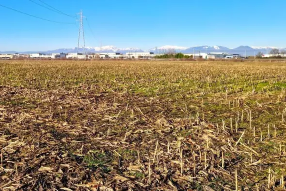 #22807 Appezzamento agricolo vicino alla ferrovia