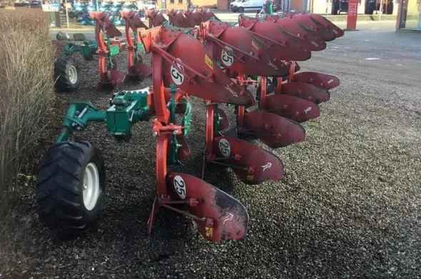 Aratro reversibile Kverneland EG 100