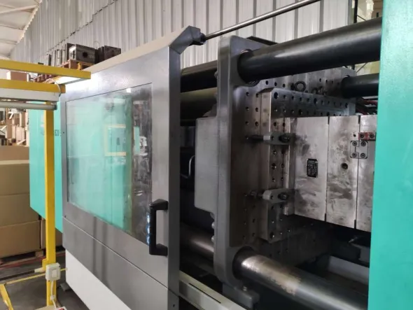 ARBURG ALLROUNDER 820 S 4000-2100