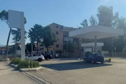 #21578 Area adibita ad attività di distributore carburanti