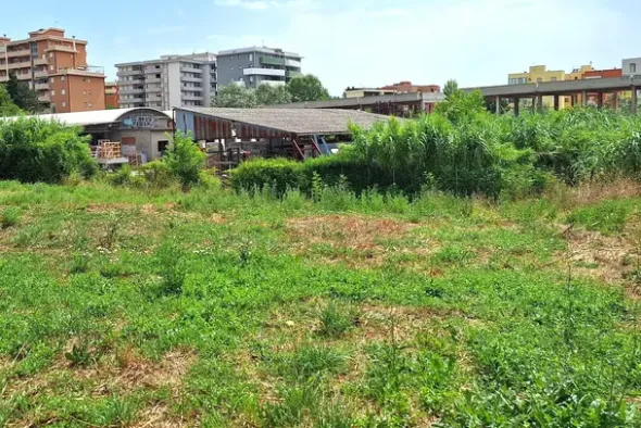 #24075 Area edificabile di 1349 mq in zona residenziale