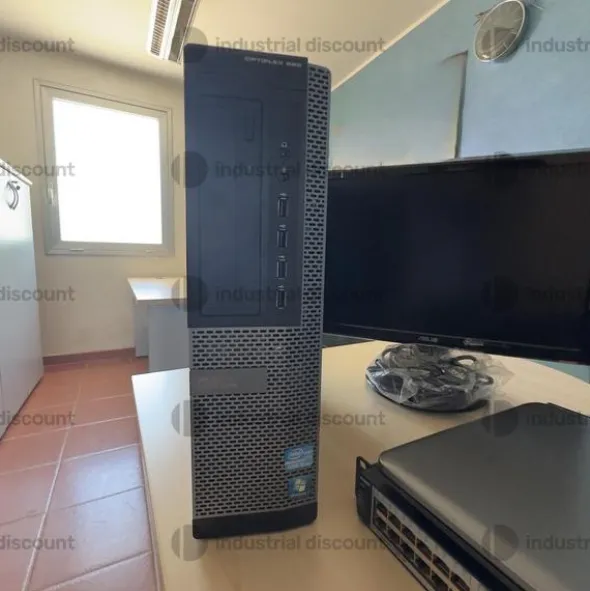 10#9267 Arredamenti da ufficio ed apparecchiatura elettronica