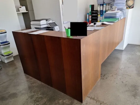 20#8759 Arredamento da ufficio