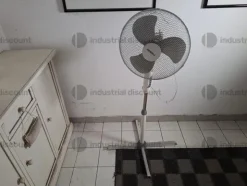 1#8867 Arredamento e attrezzature da ufficio