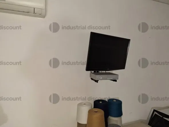 1#8867 Arredamento e attrezzature da ufficio