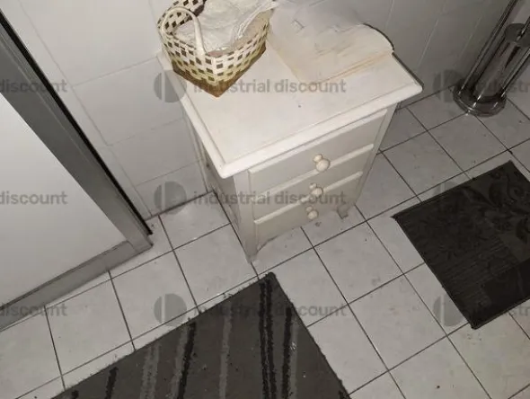 1#8867 Arredamento e attrezzature da ufficio