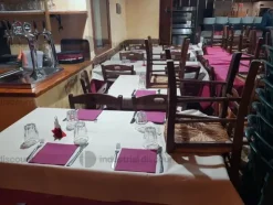 1#10162 Arredamento e attrezzature per ristorazione