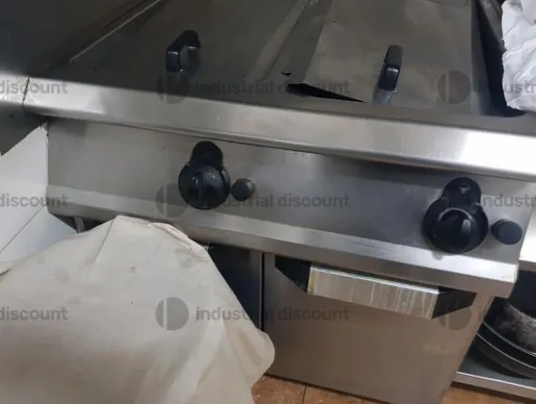 1#10162 Arredamento e attrezzature per ristorazione