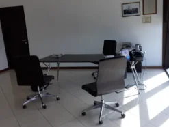 10#77144 Arredamento ed attrezzature per ufficio