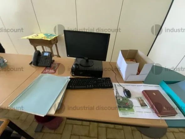 15#9550 Arredamento ed attrezzature elettroniche per ufficio