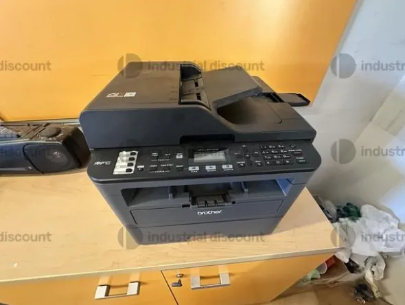 11#9894 Arredamento ed elettronica da ufficio