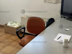 11#9894 Arredamento ed elettronica da ufficio