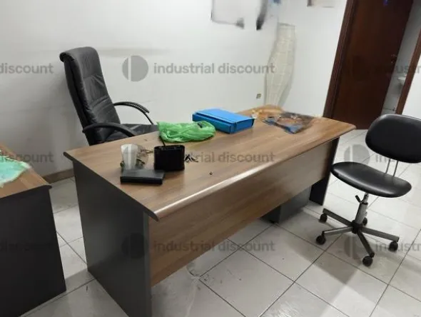 11#9894 Arredamento ed elettronica da ufficio