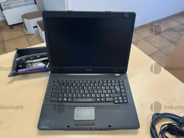 11#9894 Arredamento ed elettronica da ufficio