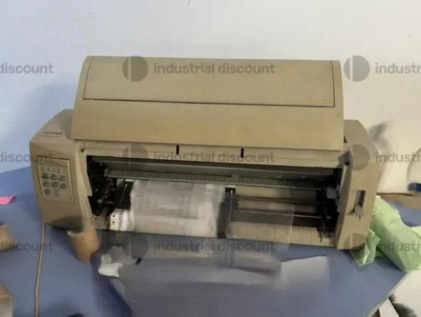11#9894 Arredamento ed elettronica da ufficio