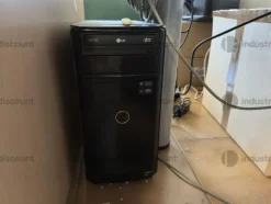 11#9894 Arredamento ed elettronica da ufficio