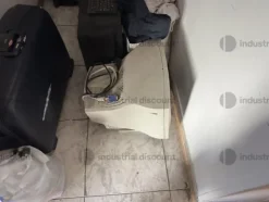 11#9894 Arredamento ed elettronica da ufficio