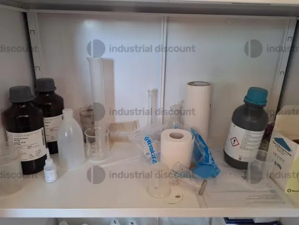 35#9795 Arredamentoufficio e strumenti di laboratorio