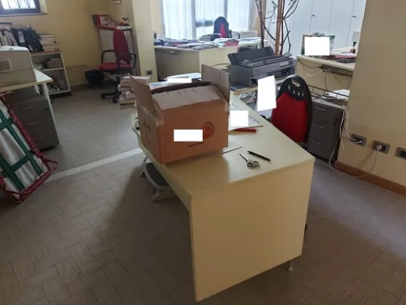 1#7887 Arredi da ufficio