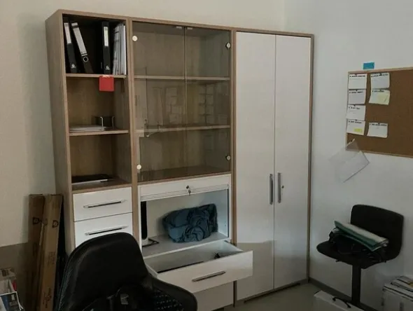 5#8098 Arredi da ufficio