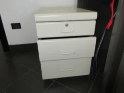 1#5042 Arredi da ufficio e tavolo da disegno Mautren Studio
