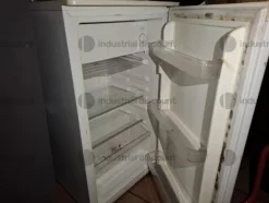 1#9019 Arredi d'ufficio e transpallet