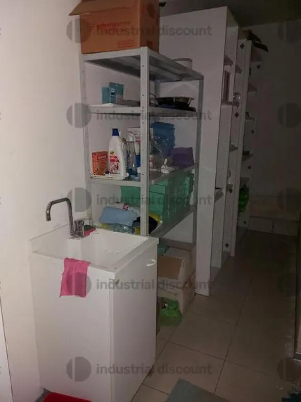 1#9603 Arredi e attrezzatura per studio odontoiatrico