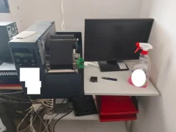 1#8109 Arredi e attrezzatura uffici
