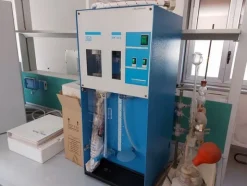 1#5831 Arredi e attrezzature da laboratorio