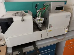 1#5831 Arredi e attrezzature da laboratorio