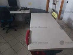 14#9213 Arredi e attrezzature da ufficio