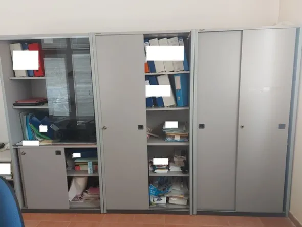1#7957 Arredi e attrezzature da ufficio