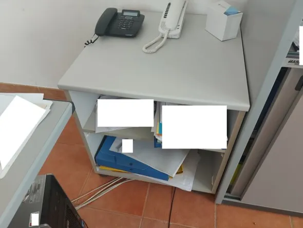 1#7957 Arredi e attrezzature da ufficio