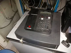 4#8036 Arredi e attrezzature elettroniche